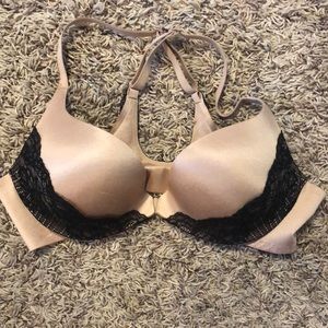 Front closure Victoria secret bra